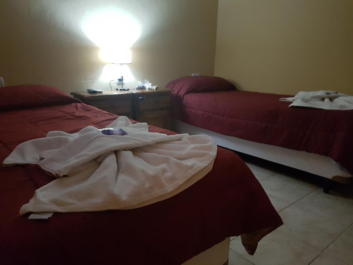 Hostal Sante Тиногаста Экстерьер фото