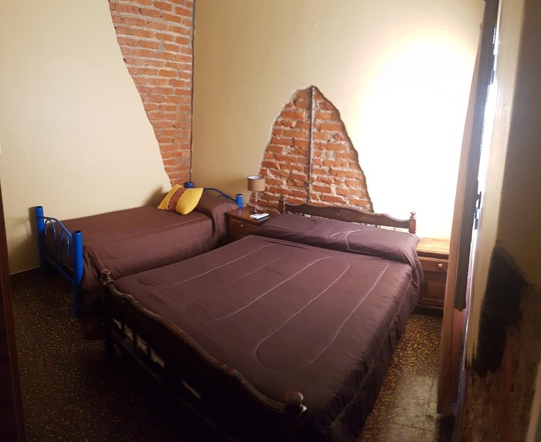 Hostal Sante Тиногаста Экстерьер фото